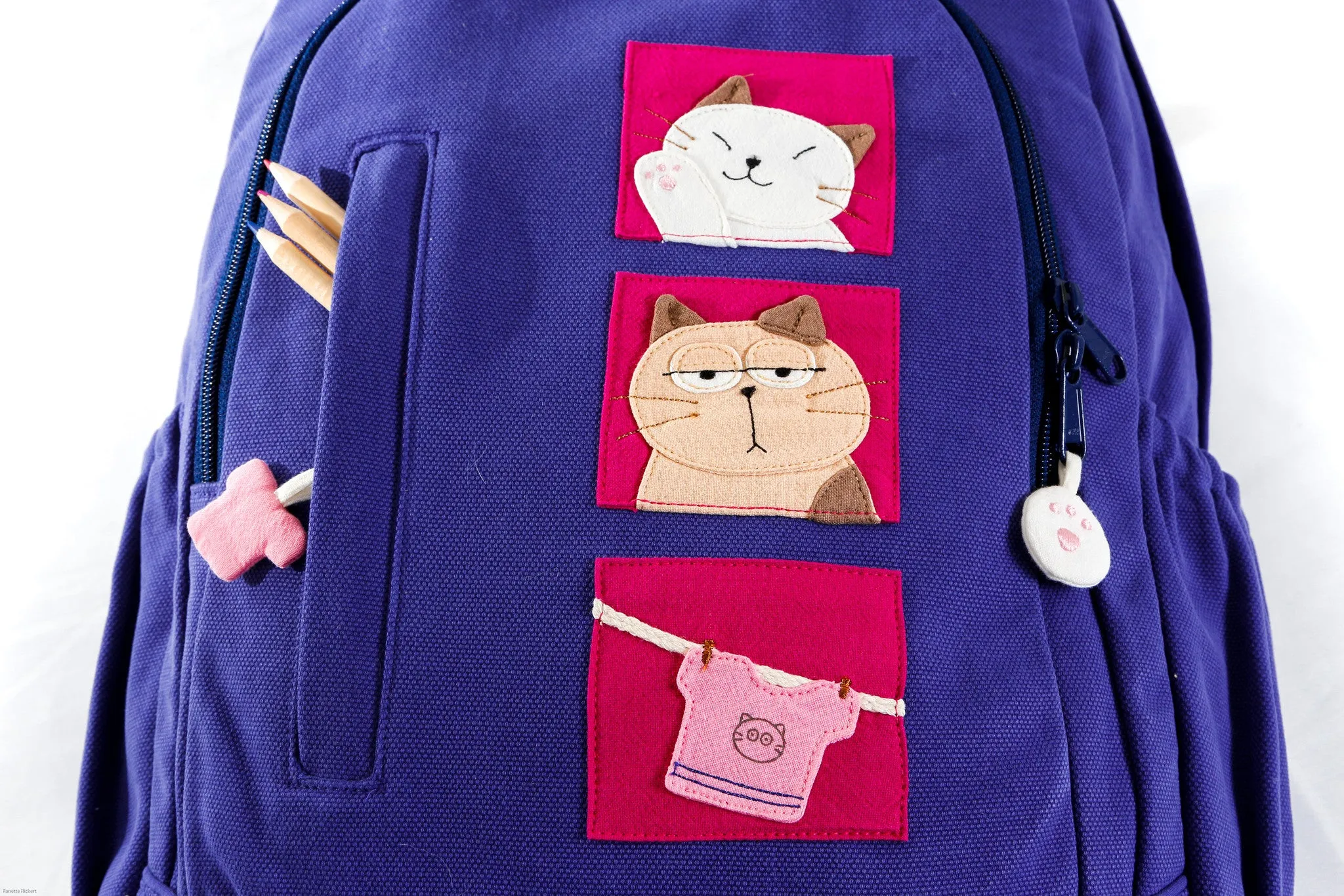Cara Cat Three Cats Backpack