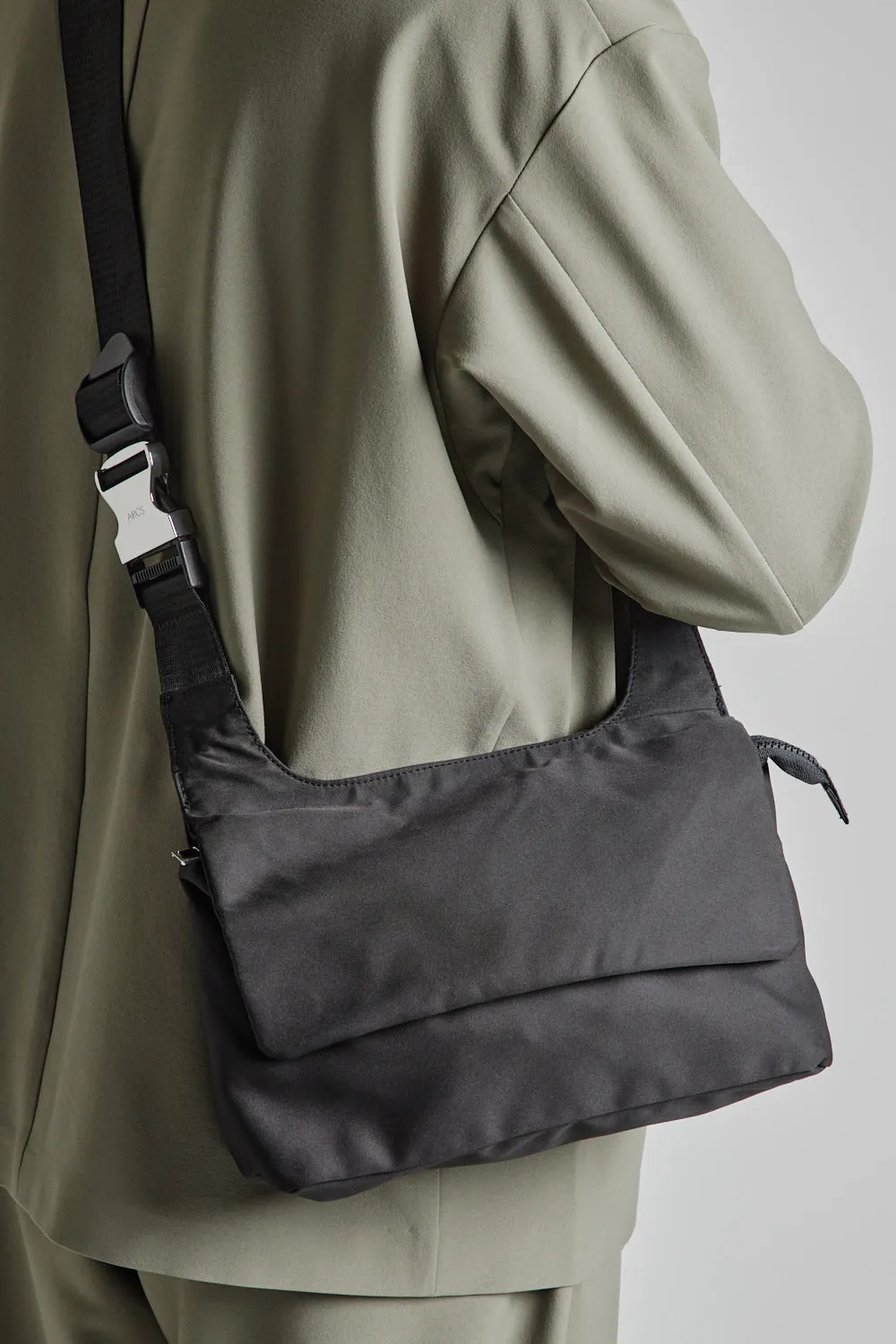 Club Crossbody - Black