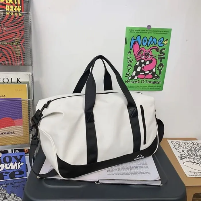 Contrast Trim Crossbody Bag
