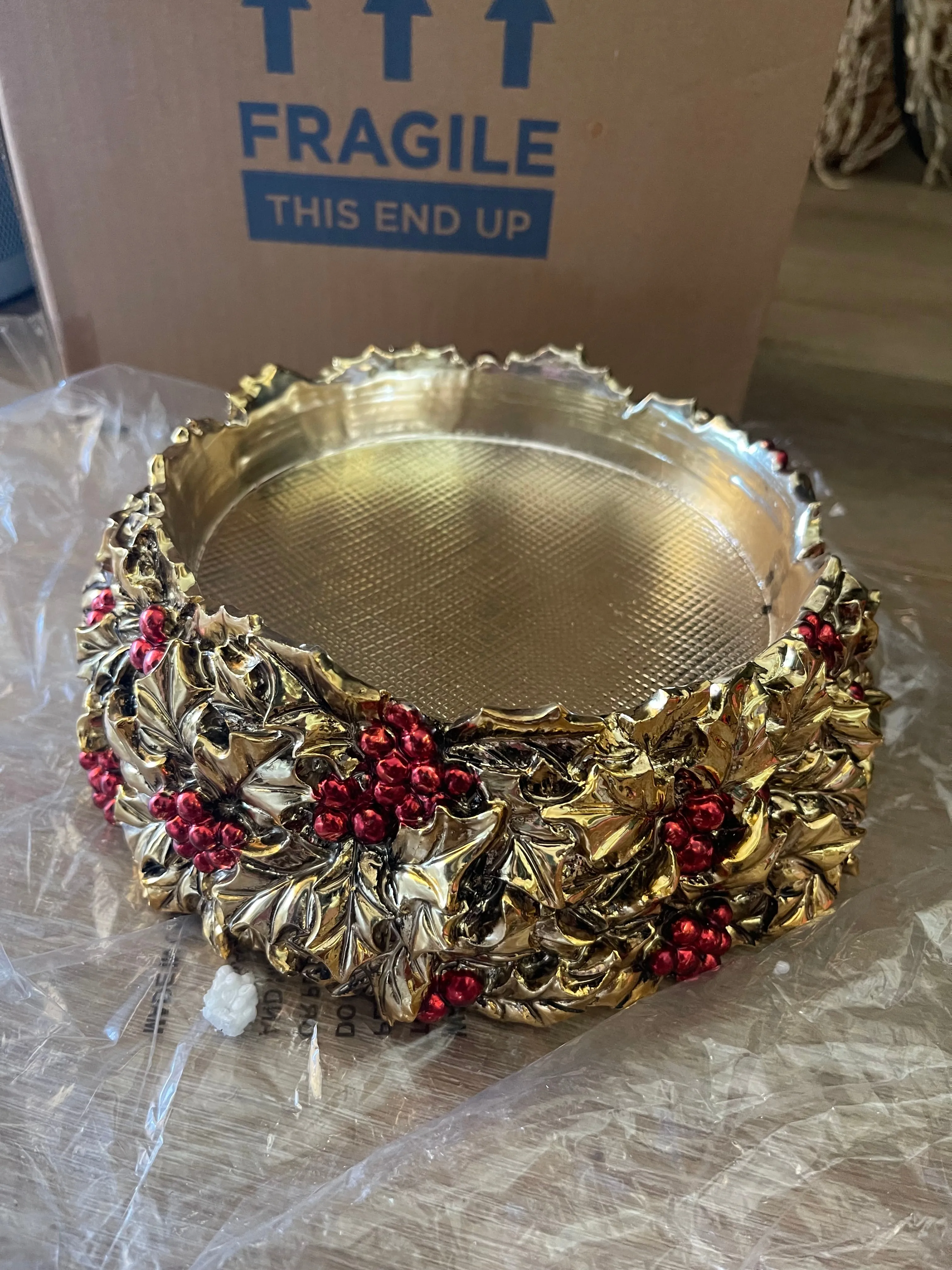 Homeworx by Harry Slatkin Decorative Holly Pedestal Candle Holder
