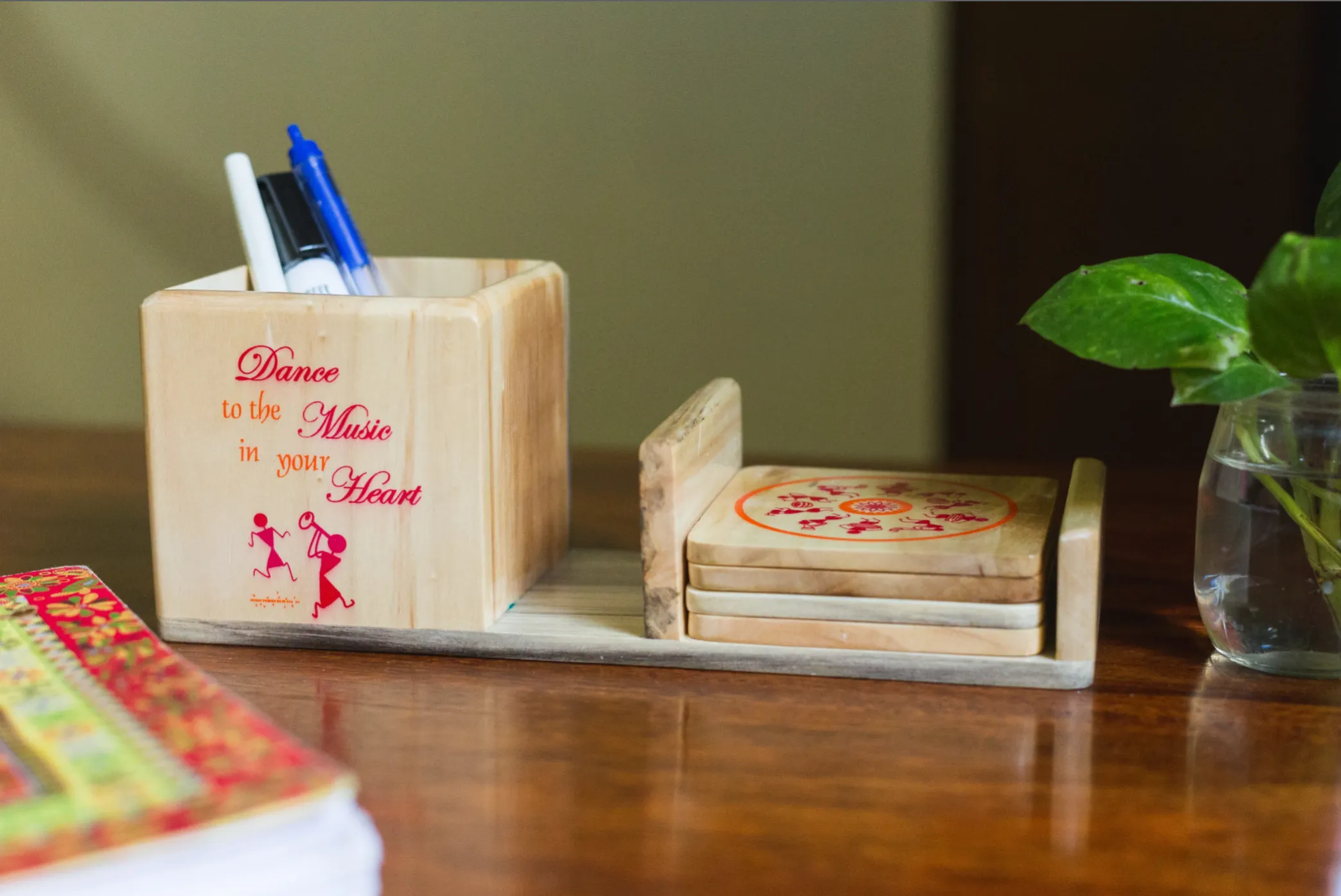 IVEI Warli Music Desk Organizer with Coasters, Pen & Mobile Holder