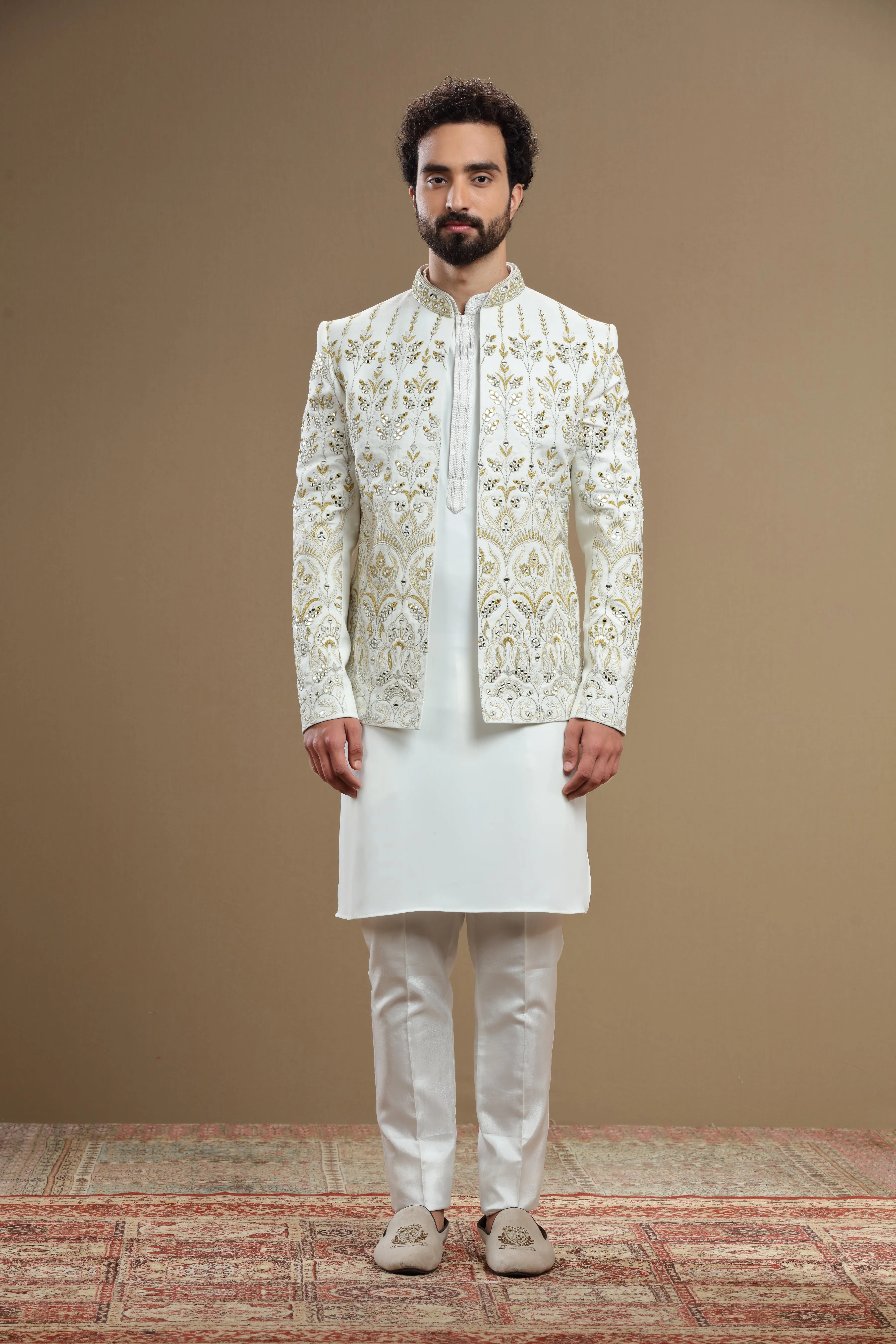 Ivory Silk Jacket Set In Floral Embroidery