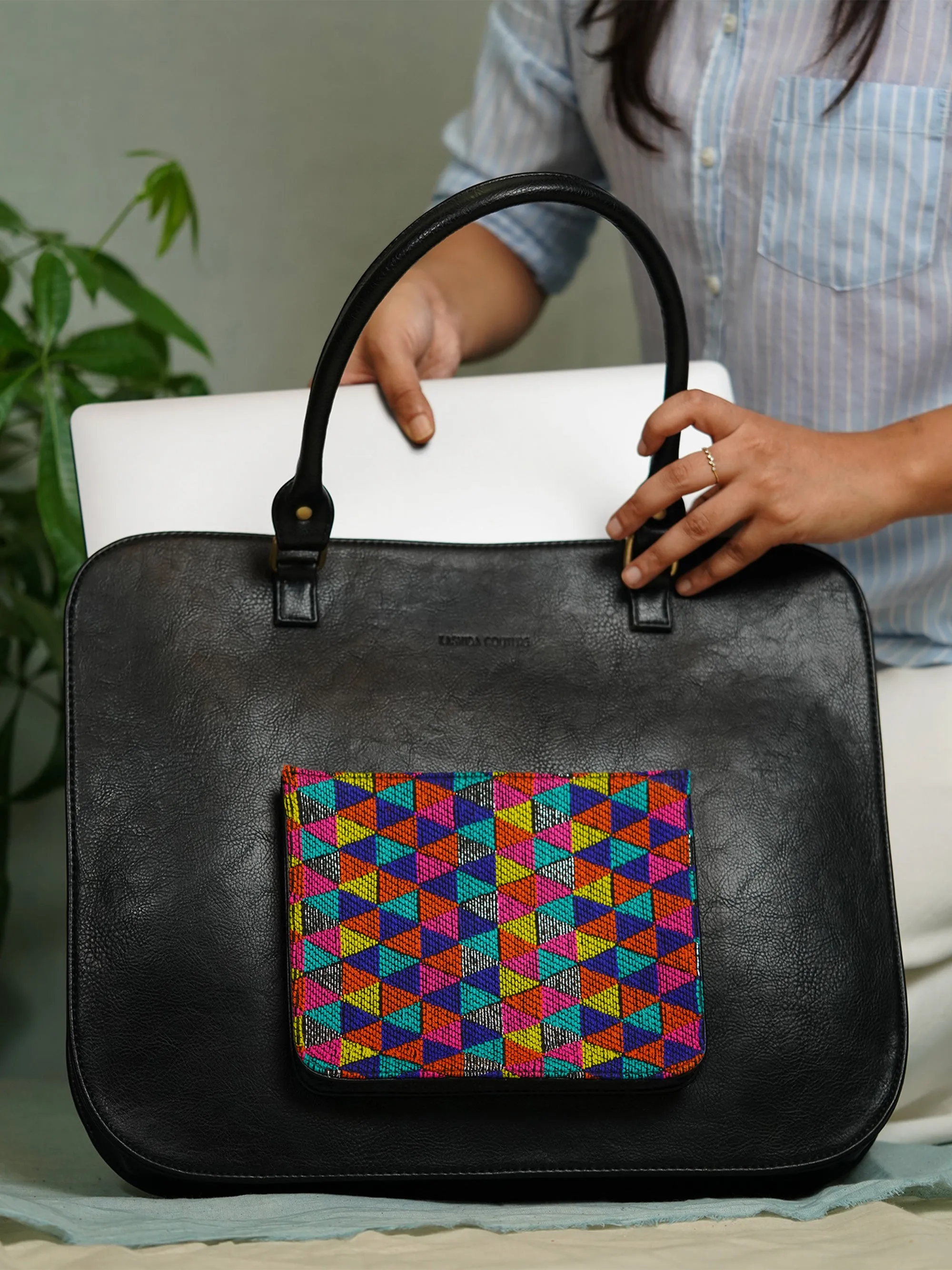 Mia Laptop Bag (Upto 16")
