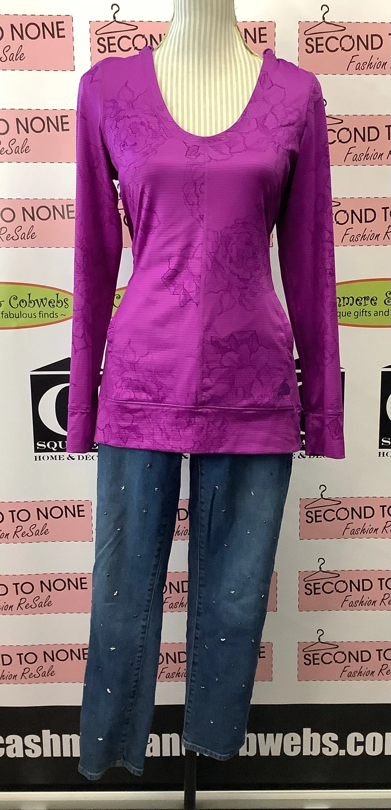 North Face Hibiscus Top (M)