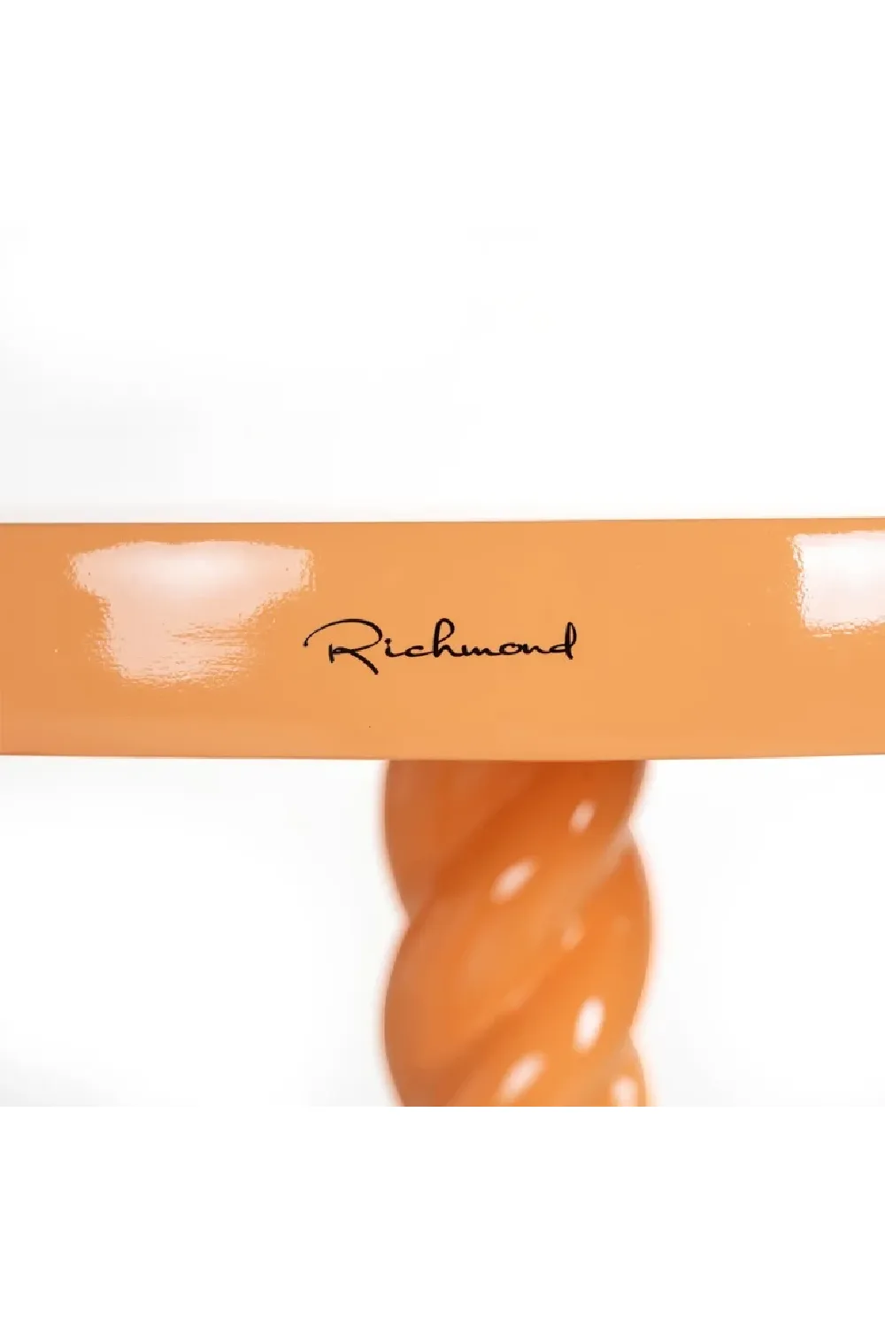 Pastel-Colored Side Table | OROA Rosly