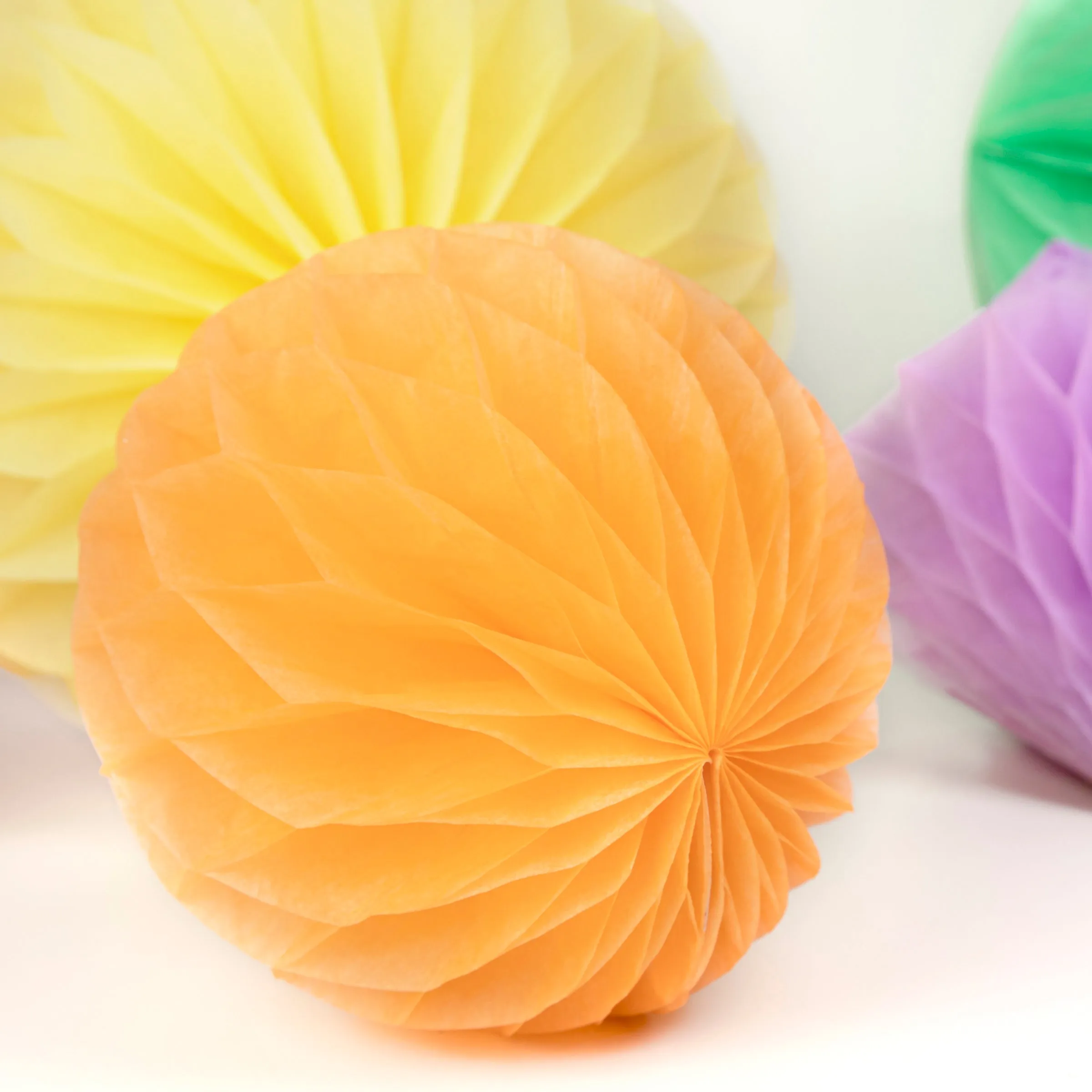 Pastel Honeycomb Decoration Kit (x 16)