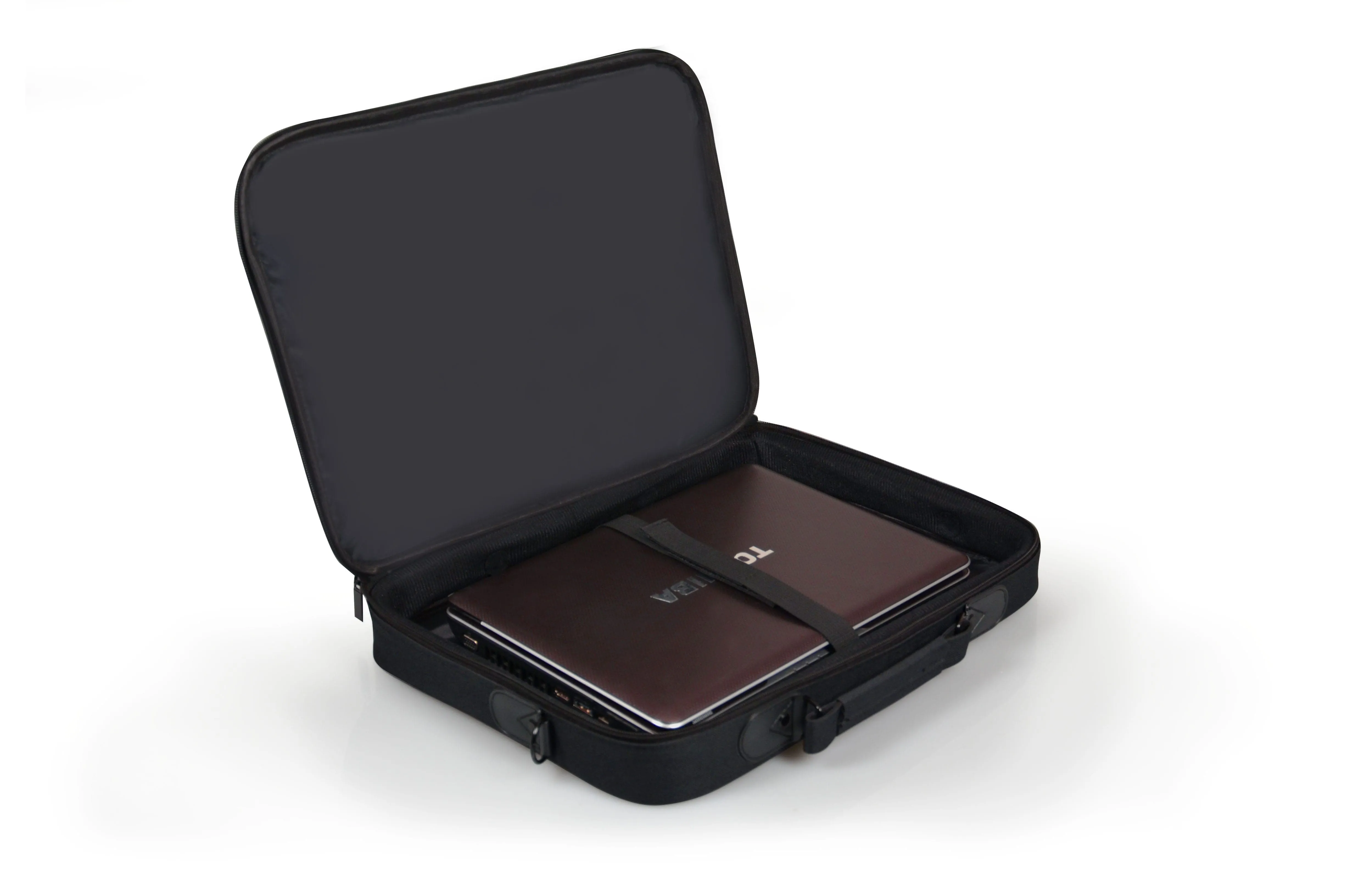 Port S15 Clamshell 15.6 Inch Black 150038
