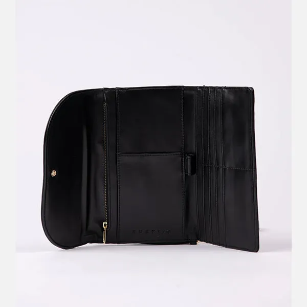 Rusty Eve Travel Wallet - Black
