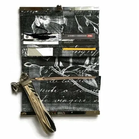 SOLD WI  Woman Wallet Wristlet - Wallet Deluxe