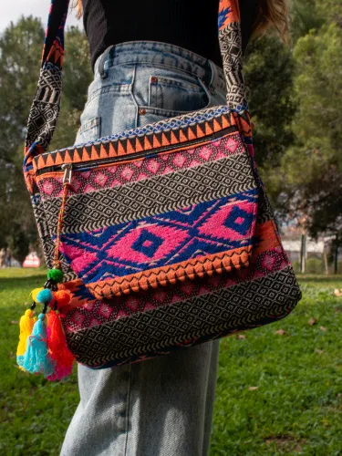Tribal bag with bead