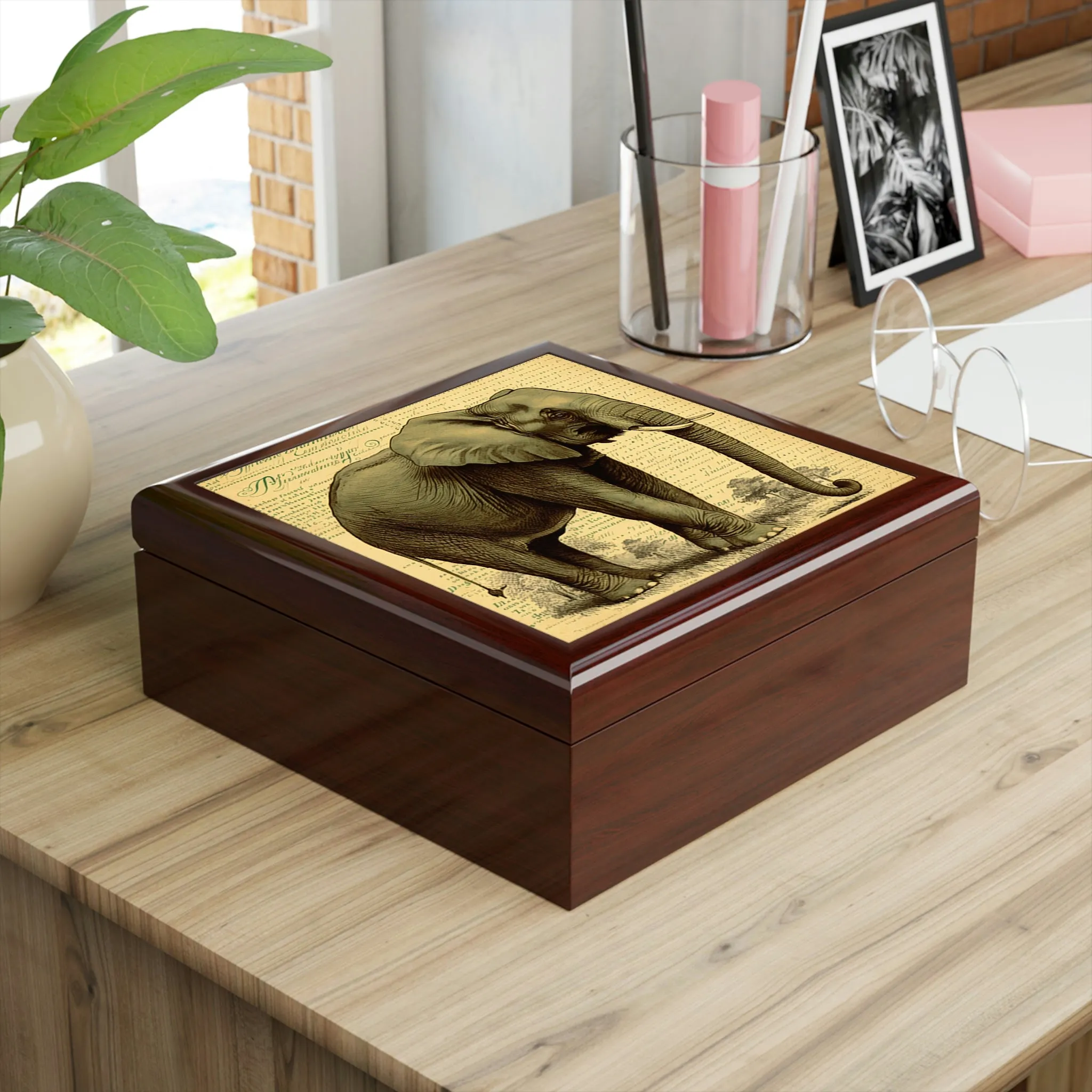 Vintage Elephant Wooden Keepsake Jewelry Box